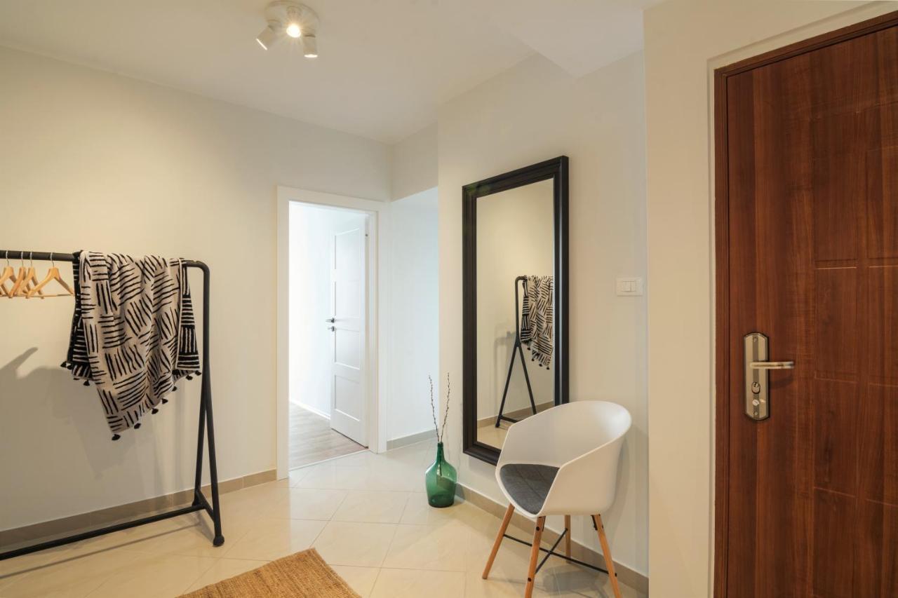 City Garden Apartment โปเรช ภายนอก รูปภาพ